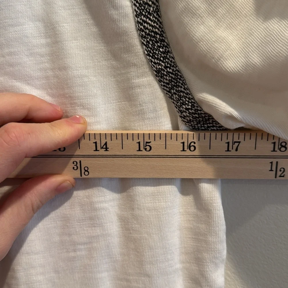 J‎ crew small white tunic
